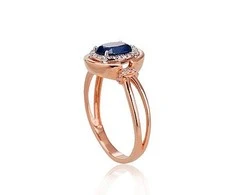 Auksinis žiedas su brangakmeniais. Metalas: Raudonas/Baltas Auksas. Praba: 585°. Akmuo: Briliantai , Safyras - 17 - 3.99 g. - Briliantai (0,177Ct), Safyras (1,428Ct)