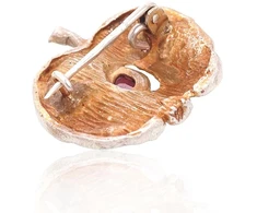 Sidabrinė sagė - 3.6 g. - 22 mm.