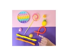Magy Žaislų rinkinys nykštukams 10 vnt., žiedelis, šviečiantis lollipop, tampomi minkomi fidget žaislai