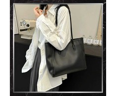 Moteriška odinė rankinė BAD&amp;BAGS, juoda