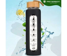Peterson motyvacinė stiklinė vandens gertuvė su silikoniniu dėklu, juoda, 960 ml