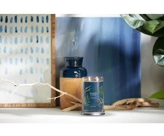 Yankee Candle Aromatinė žvakė Signature tumbler large Bayside Cedar 567 g