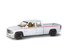 Revell 1999 Chevy Silverado Custom pikapas 1/24, plastikinis modelis