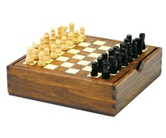 Tactic Stalo žaidimas - Šachmatai (kartoninėje dėžutėje)