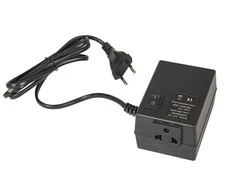 Blow Įtampos keitiklis nuo 230V iki 110V 100W