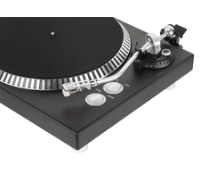 Kruger &amp; Matz patefono modelis TT-602
