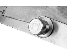 Kampainis su liniuote NEO 72-320 (10 cm, 180°)