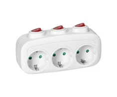 Orno Rozgałęźnik 3x2P+Z (Schuko) skirstytuvas su 3 jungikliais