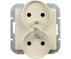 Plastrol Lizdas wtyczkowe podwójne -perła- p/t 2x2p+su 16a, 250v do systemu ramkowego, smėlio spalva