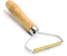 RTO Szczotka drabužiams / clothes brush lint remover