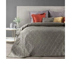Eurofirany ARIEL/3 Lovatiesė iš švelnaus aksomo su švelniu blizgesiu, dygsniuota karšto spaudimo (hot press) metodu geometriniu raštu, 220 X 240 cm, spalva: tamsi smėlio