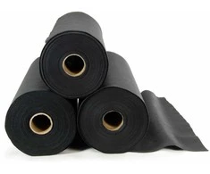 Sodo agrotekstilė 1 m x 50 m + 50 „Plonos“ kaiščių - juoda