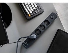 Listwa TRACER Power Line+ mobiliųjų įrenginių maitinimo laidas su viršįtampių apsauga, 1,5 m (4 lizdai + 1x USB A+, 1x C tipo, PD20W)