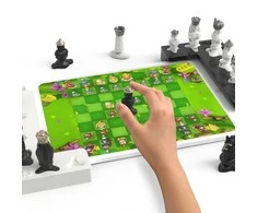 Shifu Tacto Chess - loginis žaidimas planšetiniam kompiuteriui