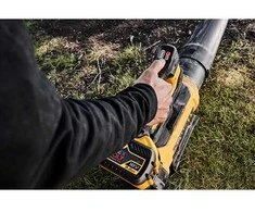 DeWALT DCMBL777N-XJ leaf blower 54 V 258 km/h