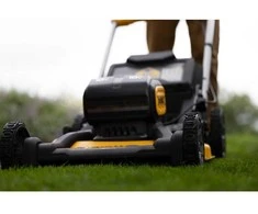 Vejapjovė Dewalt DCMWSP156W2-QW 2x18v XR Self-Propelled Lawn Mower - 2 x 8Ah