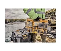 DEWALT vidutinio kietumo dėklas+ [DT70803-QZ] su 2 mažomis didelės talpos laikymo dėžėmis ir 6 antgalių laikikliais