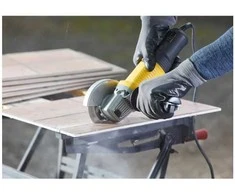 125 mm kampinis šlifuoklis, 850 W Stanley [FMEG220-QS] su švelniu paleidimu