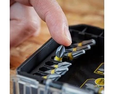Stanley Rinkinys 1/4" smūginiai antgaliai ir purkštukai su 2 x 55 mm magnetiniais laikikliais (STA88559-XJ)