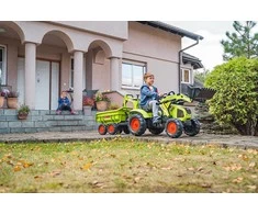 Falk Claas Minamas pedalinis traktorius su priekaba