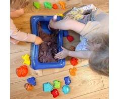 Woopie Kinetinis Smėlis 0,8kg Rinkinys su Formelėmis + Smėlio Dėžė