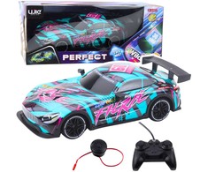 Lean Toys Nuotoliniu būdu valdomas žalias RC lenktyninis automobilis su rožiniais akcentais
