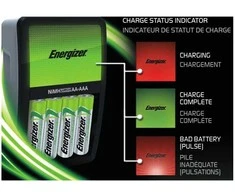 Energizer Įkroviklis „Maxi + Power Plus“ AA / 4 vnt. (2000 mAh) baterijoms