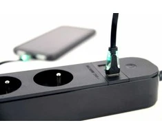 Gembird Inteligentna listwa zasilająca tuya 4xfr 2xusb-a 1xusb-c juoda