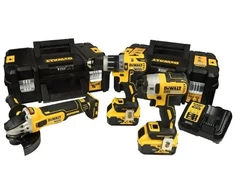 Įrankių rinkinys combo 18v dck384p2t dewalt