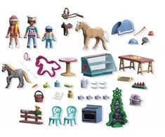Playmobil Horses of Waterfall 71952 Świąteczne wypieki w kawiarni jeździeckiej