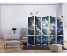 Artgeist Japoniška kambario pertvara - Astronomical Wonders: Clouds and Stars in Harmonious Combination