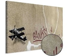 Artgeist Paveikslas - Banksy's Plane (1-part) - Raudona Graffiti Text on Mural Background