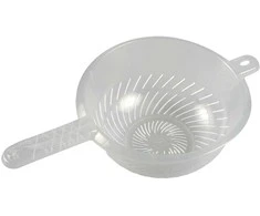 Keeeper colander with grip