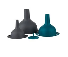 Set of 3 funnels
