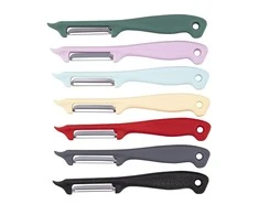 Oblong vegetable peeler with smooth blade 4,5 cm