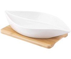 Regular divided dish made of cream porcelain 26x14x4 cm on a bamboo base 19.5x19.5x1 cm