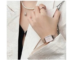 Moteriškas laikrodis DANIEL WELLINGTON Quadro Pressed Melrose Pearl 20mm DW00100510 + BOX (zw505o)