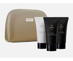 Hadat cosmetics Hydro maitininantis Kit – plaukus maitinantis, drėkinantis rinkinys su kosmetine