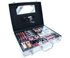 2K Games 2K Beauty Unlimited Train Case makiažo paletė moterims, 63,2 g