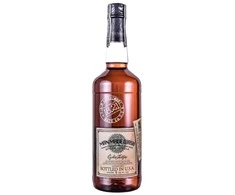 Daugiafunkcė priemonė vyrams 3 in 1: stiprinamasis šampūnas, kondicionierius ir kūno prausiklis viename 18.21 Man Made Wash Spiced Vanilla, 946 ml