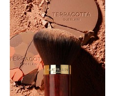GUERLAIN Terracotta Light Powder kabuki šepetėlis pudrai
