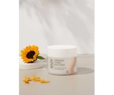 LUUV Energizing Vitamin Body Kreminis kūno kremas, 200 ml