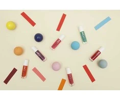 Nailmatic KIDS PEACH Rollette Lūpų blizgis Persikų skonio lūpų blizgesys, 6.5 ml