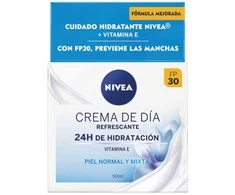 Nivea Moisturizing Day Care Spf30 normaliai ir mišriai odai 50ml