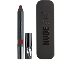 „Nudestix Intense Matte“ lūpų pieštukas ir skruostų skaistalai 2 viename „Raven“ 2,5 g
