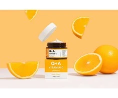 Q+A Vitamin C Radiance Face Kreminis skaistinamasis veido kremas, 50 g