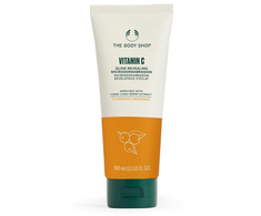 „The Body Shop“ skaistinamasis odos šveitiklis su vitaminu C (švytėjimą atskleidžianti mikrodermabrazija), 100 ml