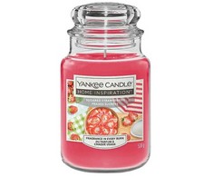 Yankee Candle kvepianti žvakė Home Inspiration didelė cukruotos braškės 538 g