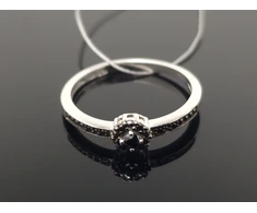 Best Diamonds Balto aukso žiedas su juodais briliantais