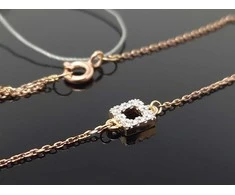 Best Diamonds Auksinė apyrankė su baltais briliantais